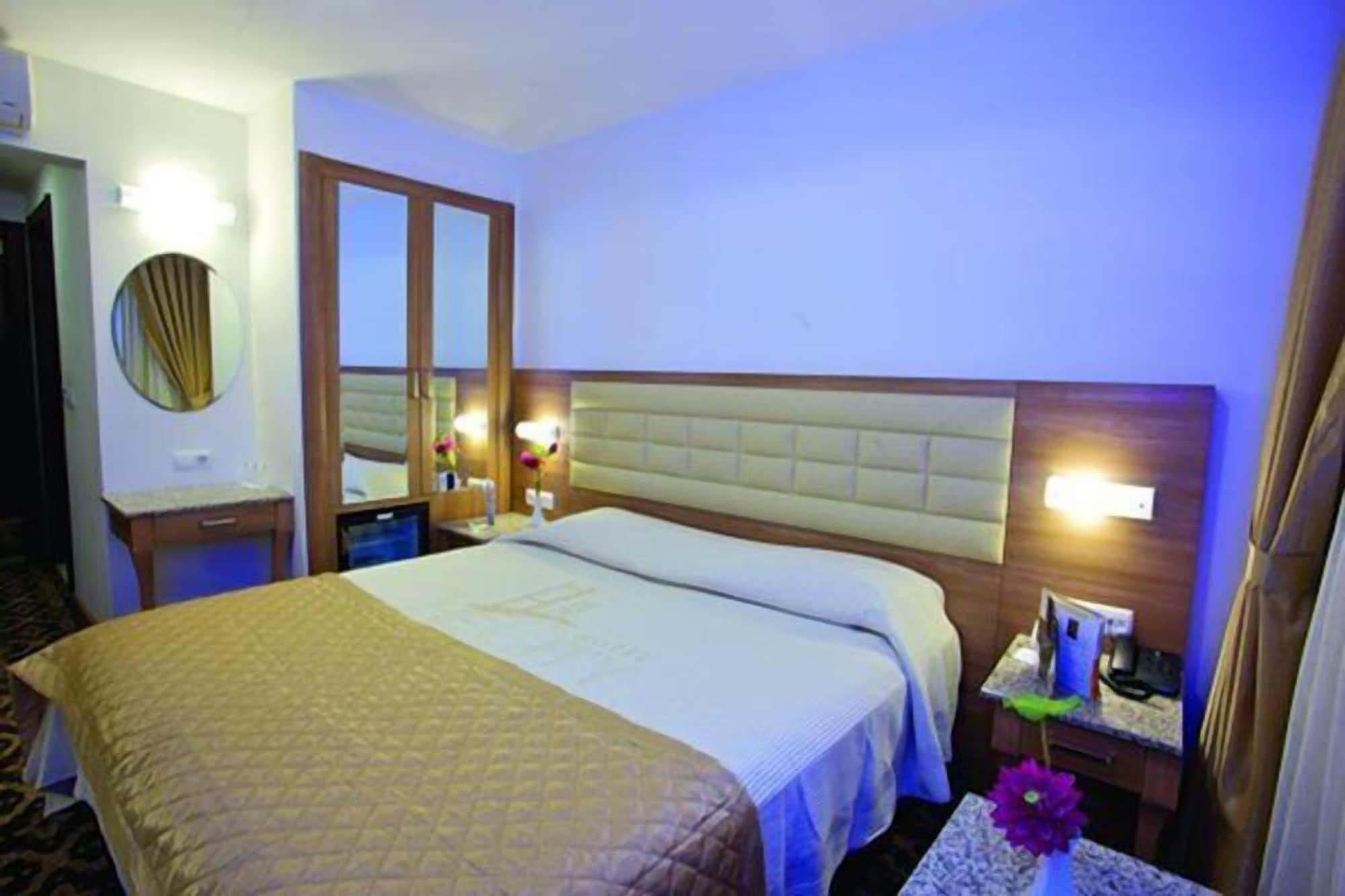 The City Hotel Istanbul Ngoại thất bức ảnh